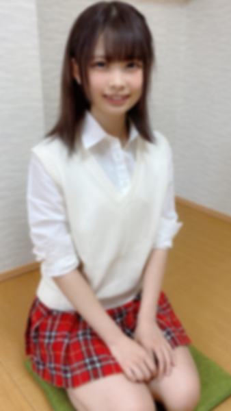 レッド・D・キング(素人3Q)10代現役生、奇跡の美少女パイパンしほちゃん！