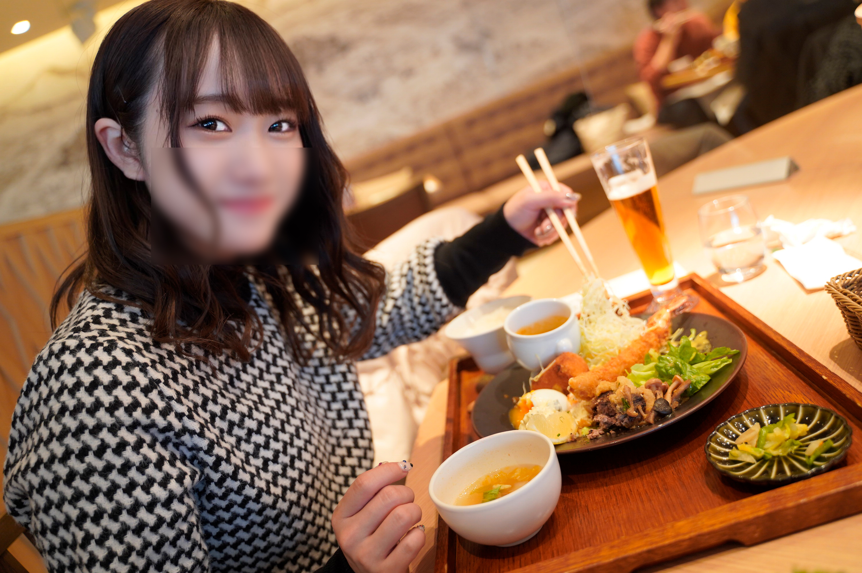 ギャラクシィ☆【FC2発撮り】顔出し！素人女子大生【限定】ほのちゃん22歳 激カワJDセフレと冬休みに雪景色の中でお買い物＆お泊りデート♡ゲレンデが溶けるほどSEX